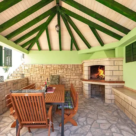 House Melanie Semesterbostad Blato (Korcula)